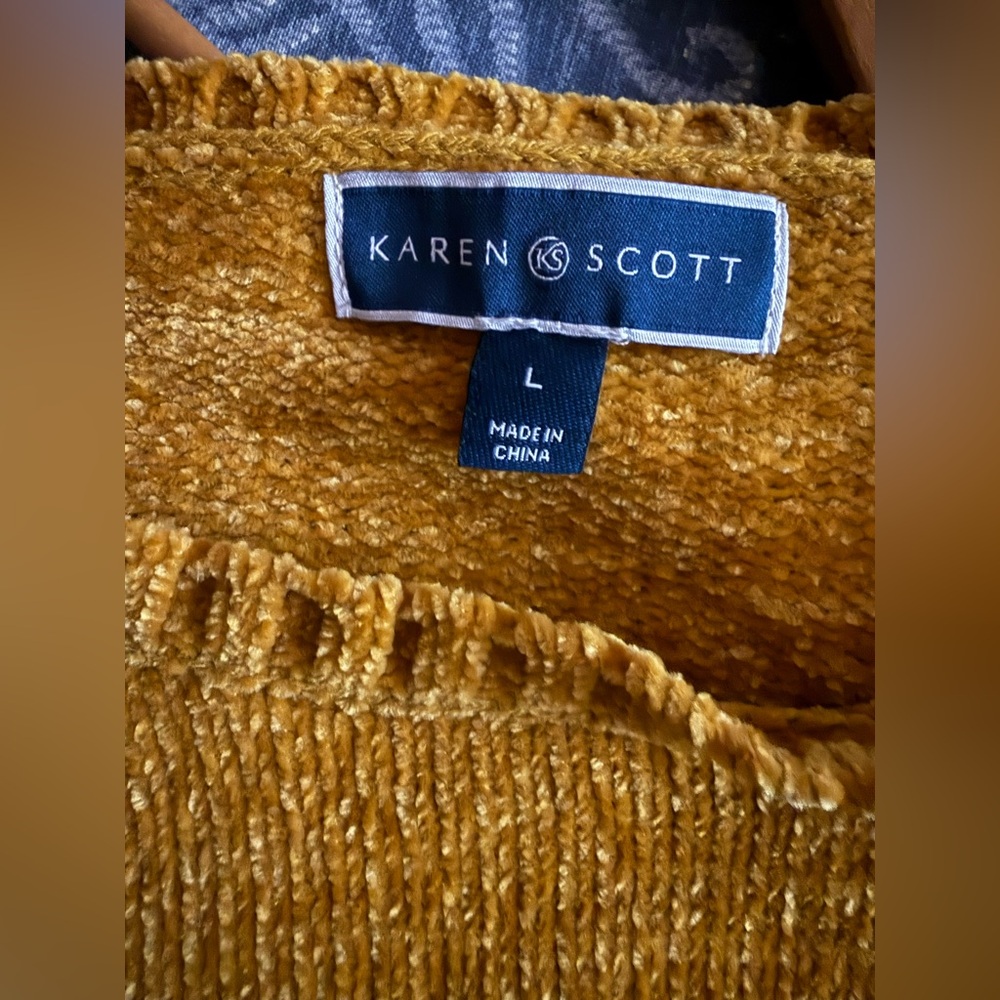 Karen Scott Knit Sweater Women’s Size Large Golden Chenille Soft NWT - Picture 7 of 8